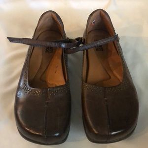 Size 10 Women’s Kalso Earth Shoes